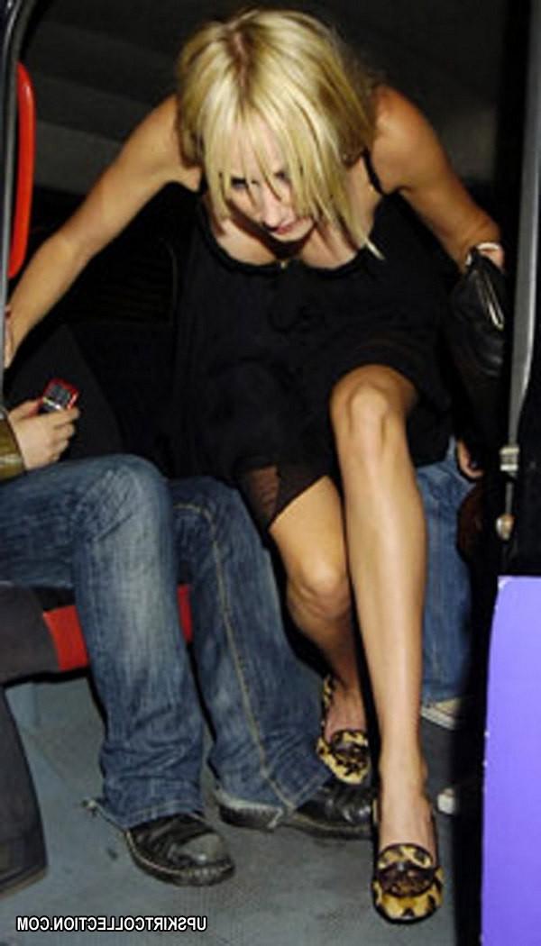 15P Sexy celebs open their legs having no idea to be shot