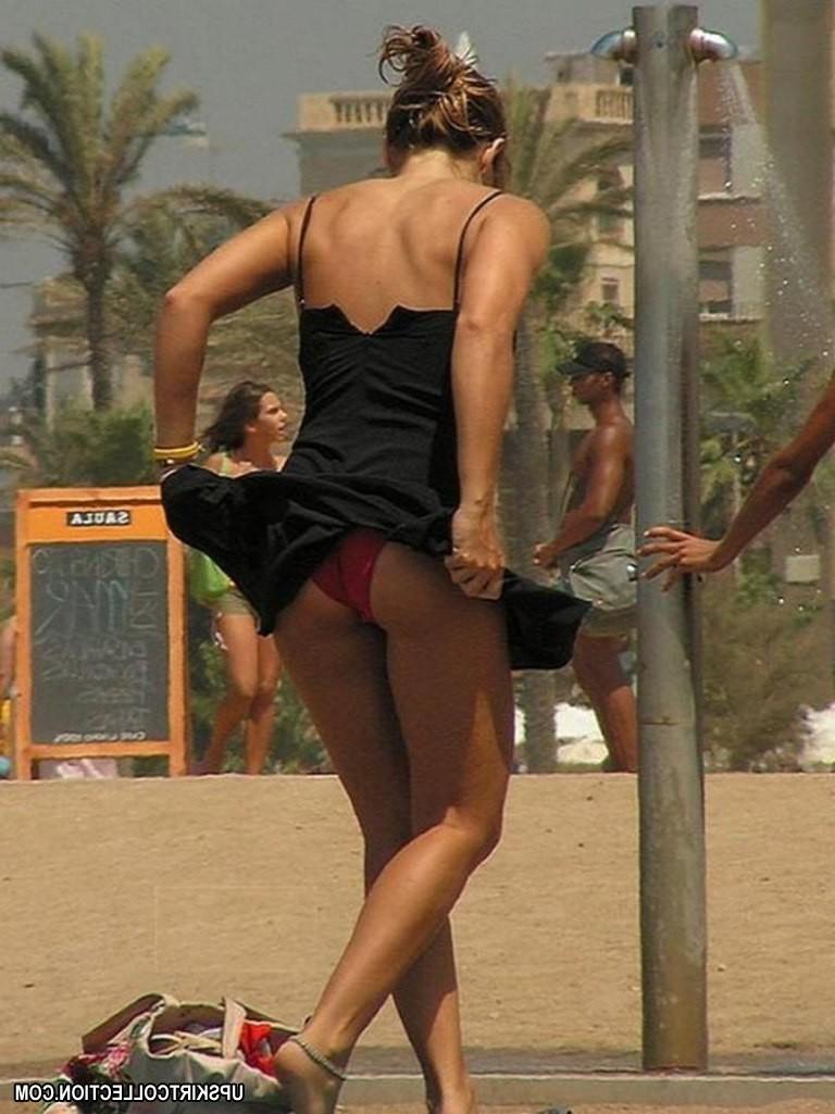 15P Upskirt panty pictures of hundreds of hot unsuspicious girls