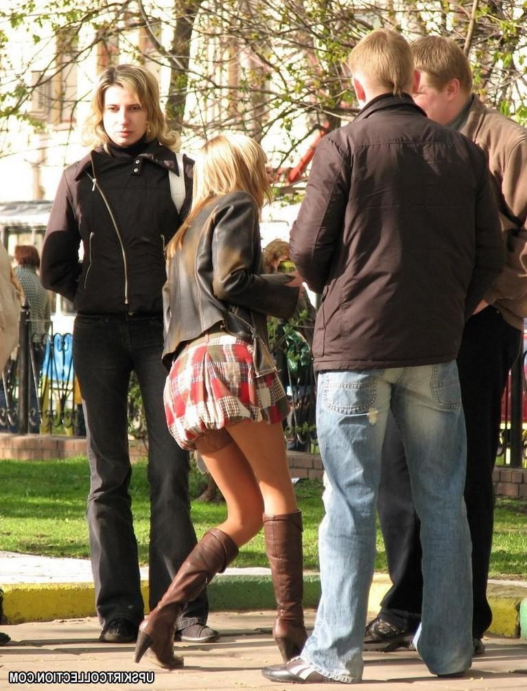 15P Upskirt panty pictures of hundreds of hot unsuspicious girls