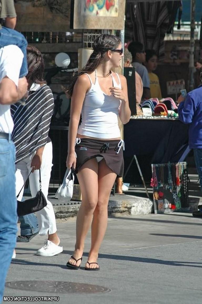 15P Mouth watering free gallery with upskirt voyeurs