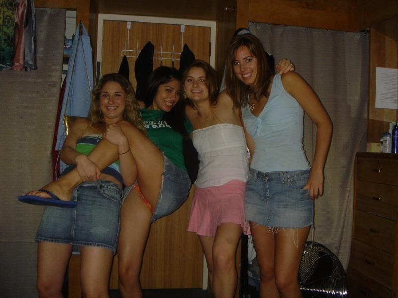 12P Sexy upskirt gallery with filthy dolls in tiny outfits
