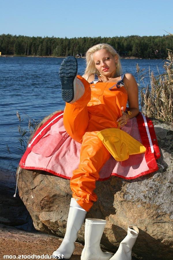 20P Hot and sexy girl in colorful rubber wear outdoors