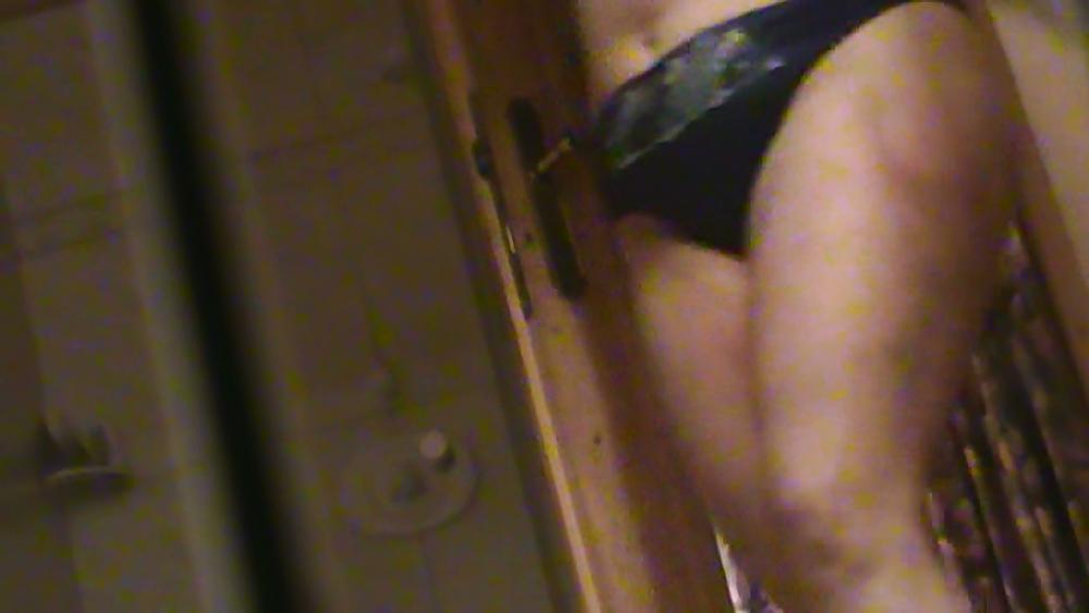 10P Bbw molli heimlich badcam