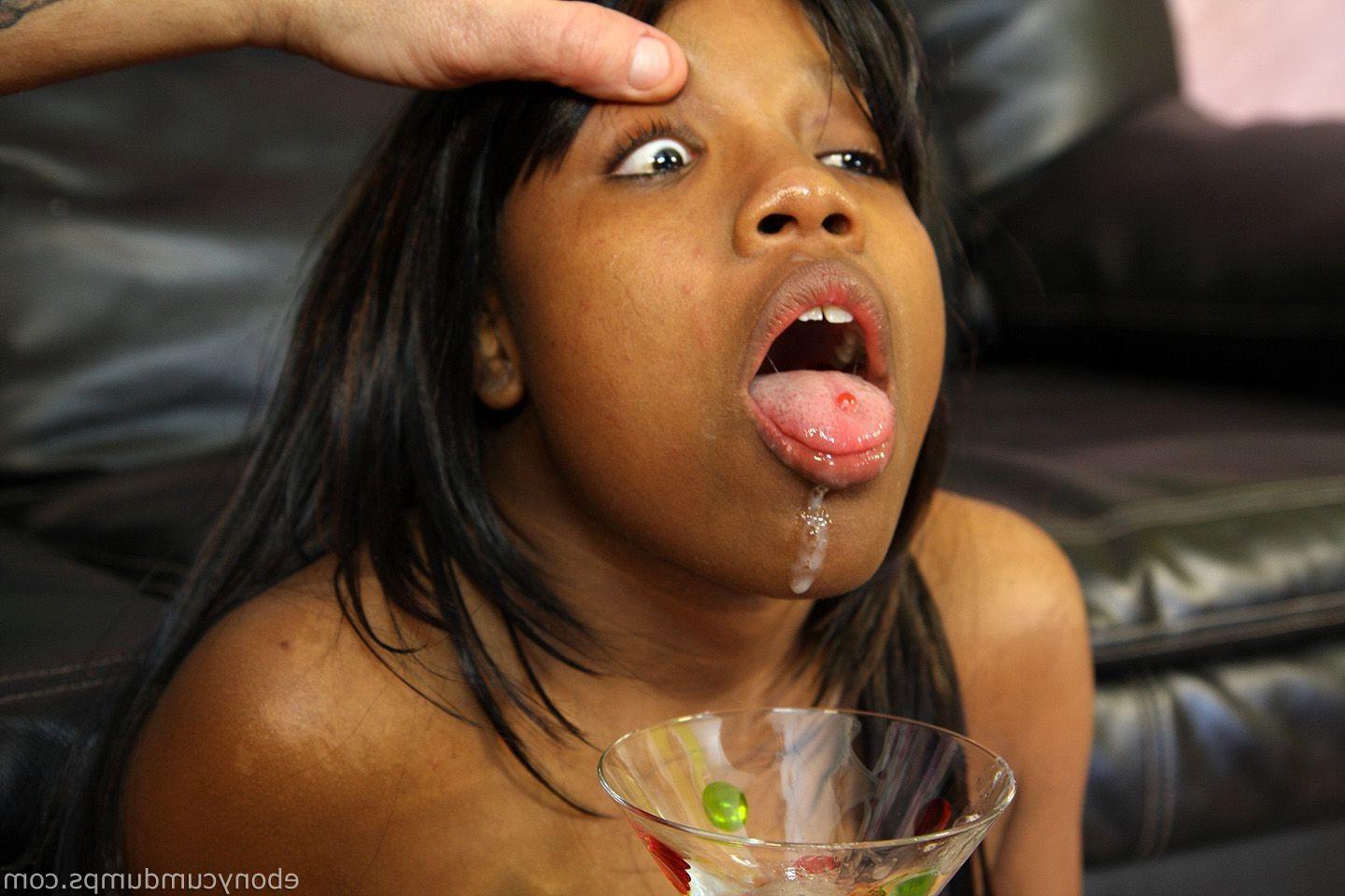 16P Black girl gives blowjob for nasty cum in mouth