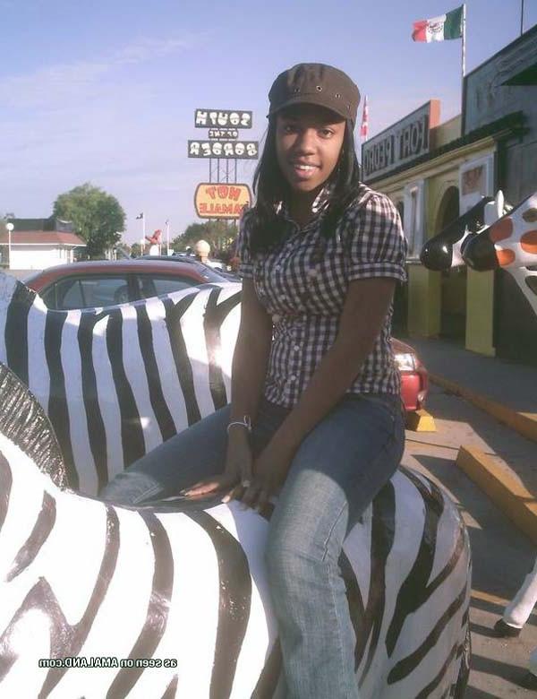 16P Hot selection of an amateur sexy kinky black teen