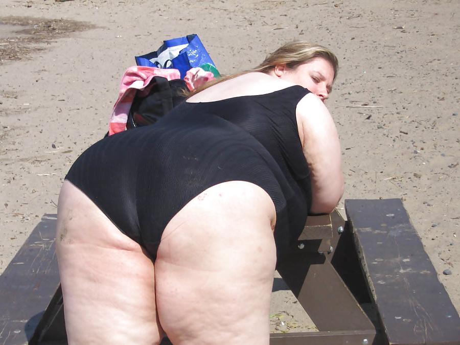 25P Ssbbw in swimsuit