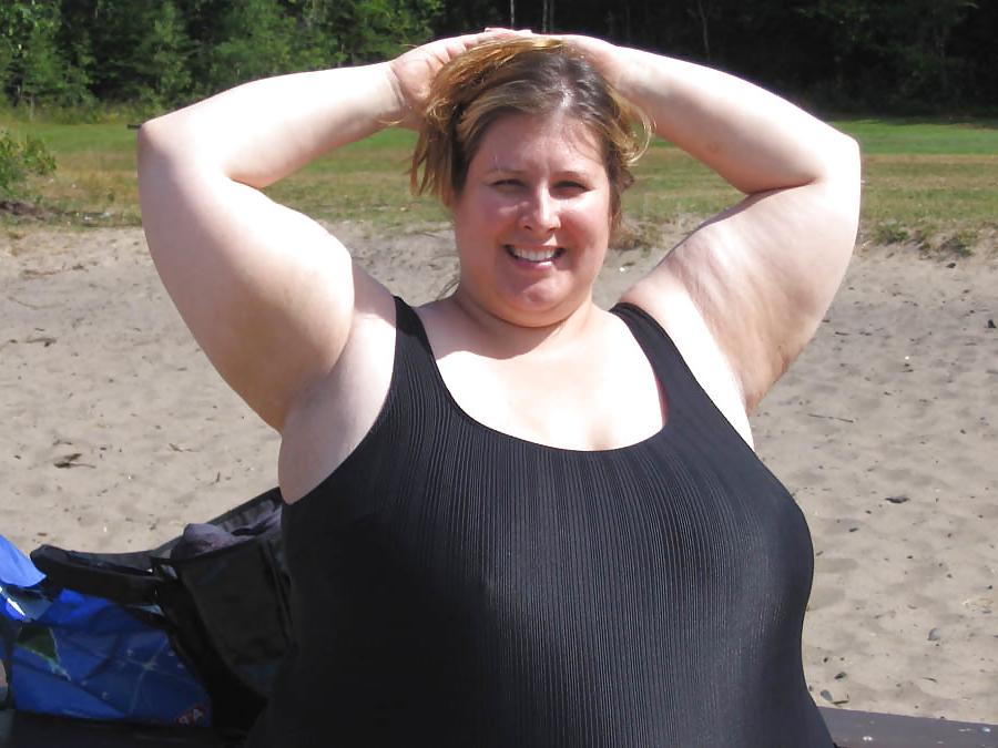 25P Ssbbw in swimsuit
