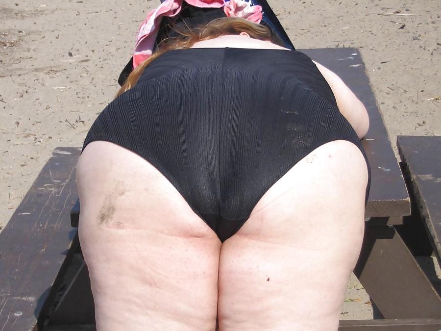 25P Ssbbw in swimsuit