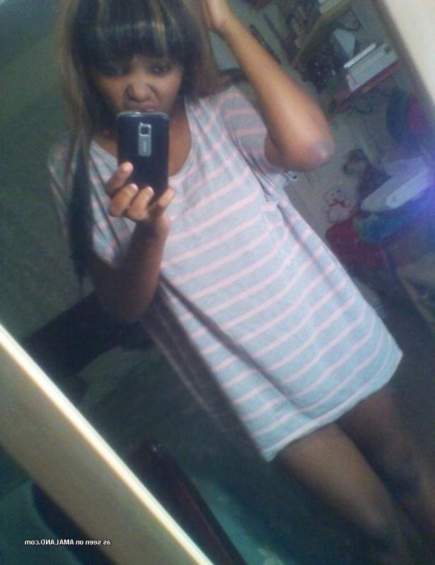 14P Busty black teen self-shooting in lingerie at home