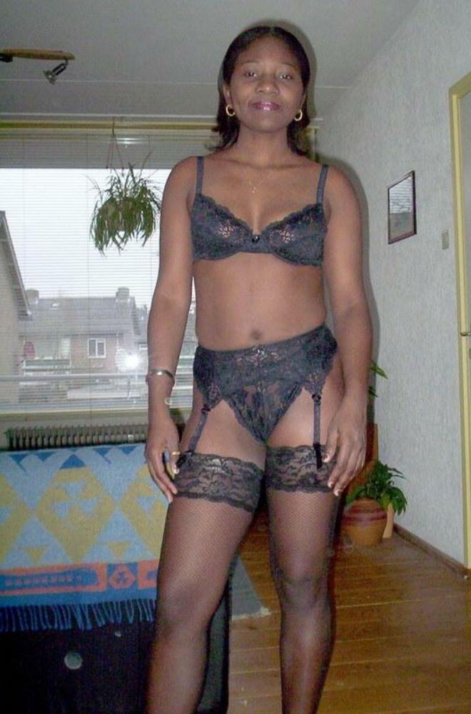 15P Real black gfs posing and exposed pics page 19