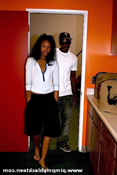 16P This black teen had a total messed up look before she gets pimped big time