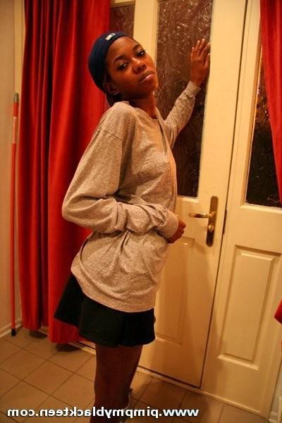 16P Long legged ebony cutie kicks her heels high for a black dick fucking