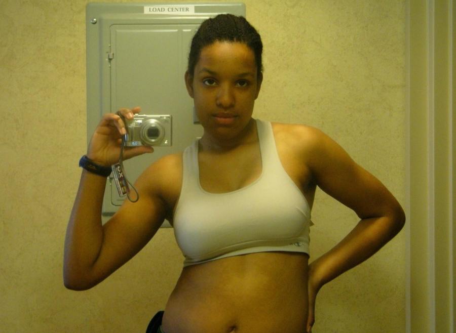 15P Black teen gfs posing for cell phone pics