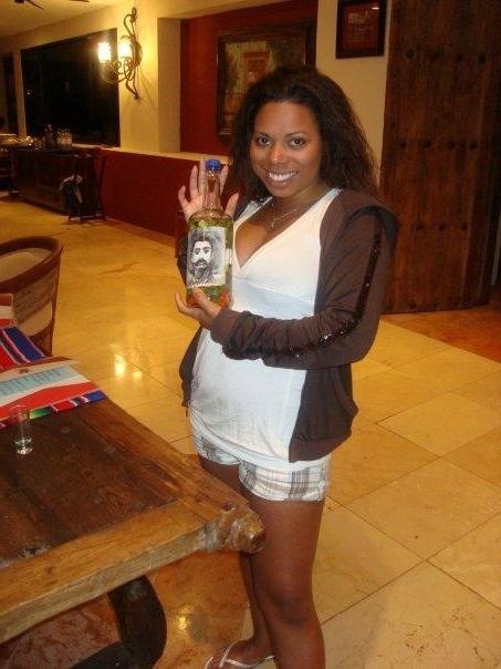 15P Black teen gfs posing for cell phone pics