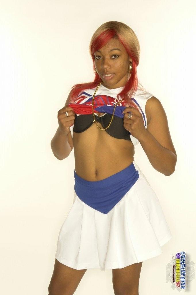 16P Black cheerleader getting fucked