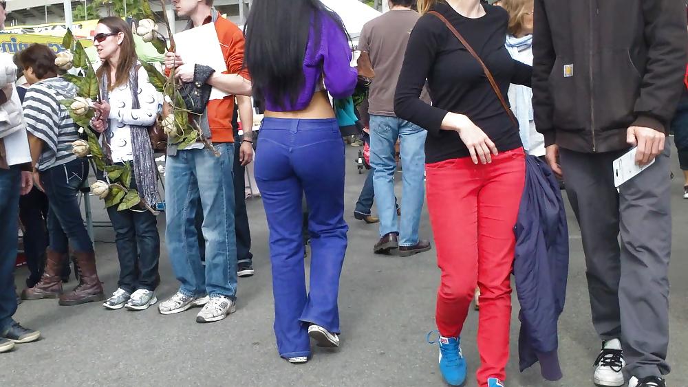 25P Beautiful teen butt & ass in jeans up close 