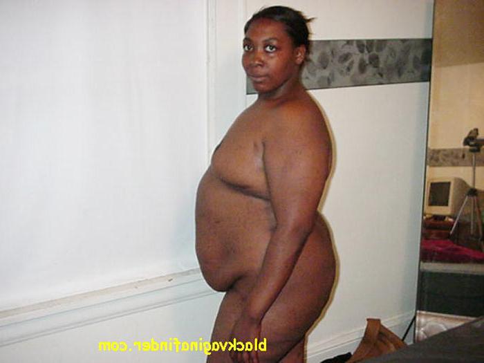 16P BBW ebony ho sucks cock and shows off her body