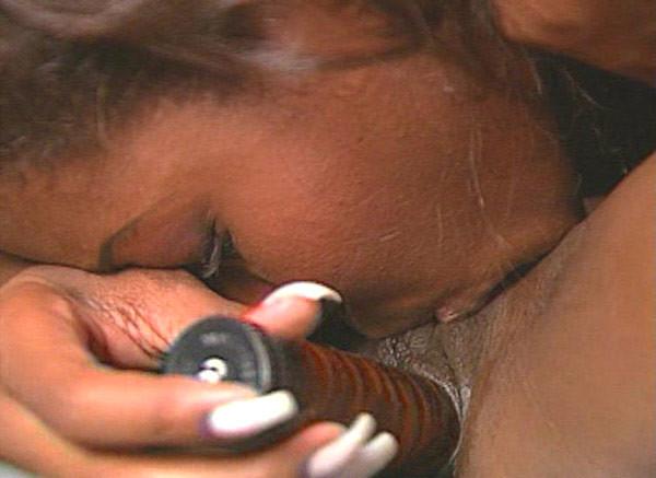 16P Black Pornstar India Dildo and Eat Pussy