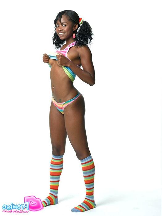 16P Fresh young black beauty feels frisky and shows her stuff