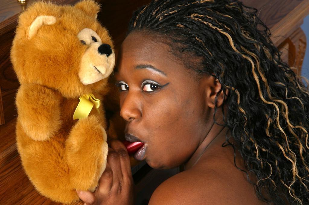 20P Horny ebony teen spreading her pussy in lingerie
