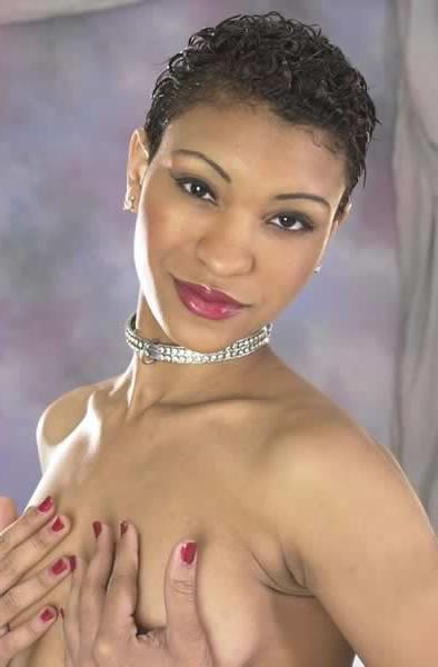16P Gorgeous black babe stripping and posing