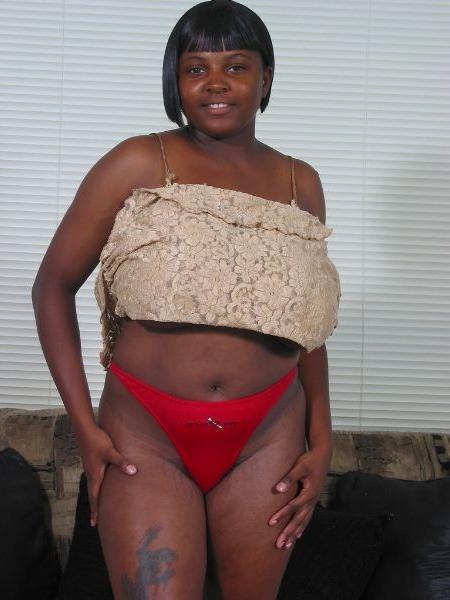 15P Big chunky booty black girl