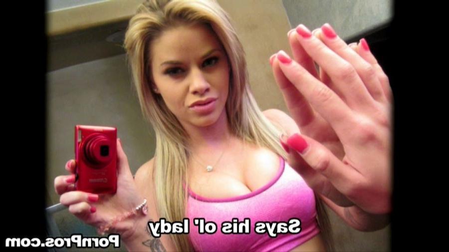 16P Jessa Rhodes filmed and banged in a locker room