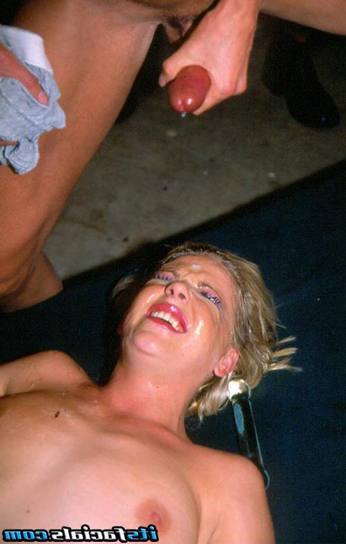 17P Blonde in sexy lingerie and stockings bukkake facial fetish