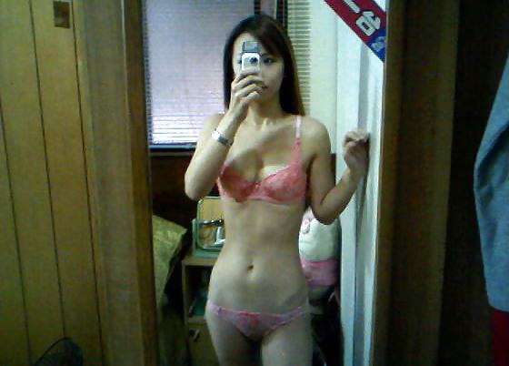 25P Asian teen self pic # 1