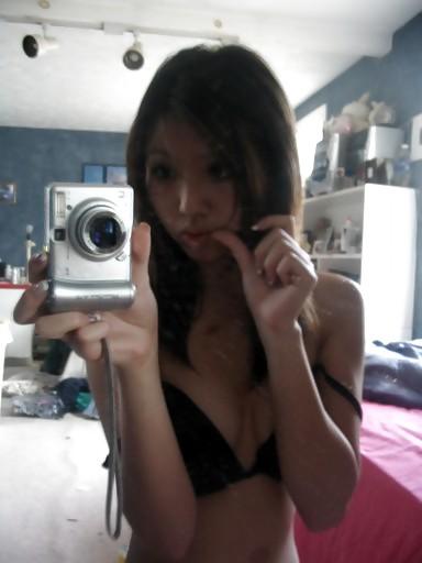 25P Asian teen self pic # 1