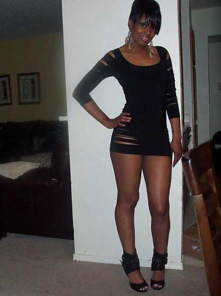 25P BACK AND EBONY (Non-nude)