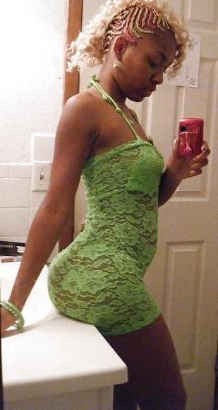 25P BACK AND EBONY (Non-nude)