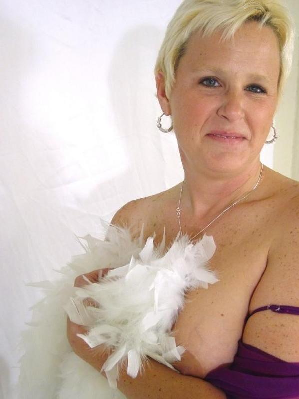 20P Granny in lingerie