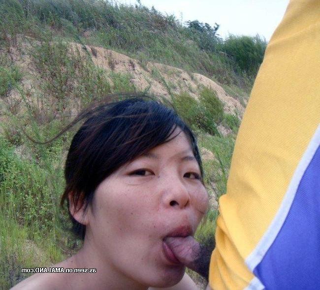 15P Selection of horny amateur babes sucking on stiff cocks
