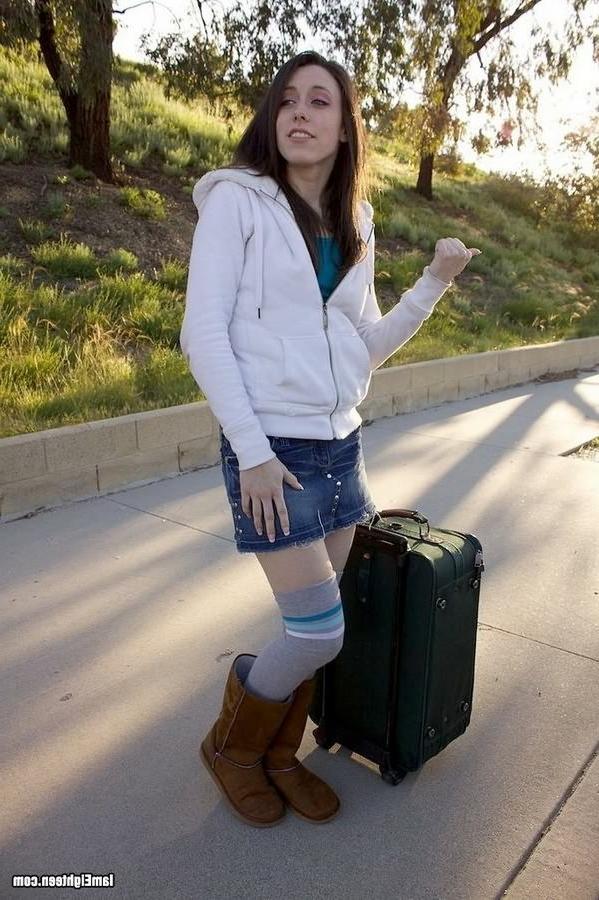 16P Slim teen Zaylen Skye sucking and riding a massive dick