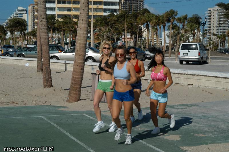 12P 12 pics and 1 movie of Tia from Milf Next Door