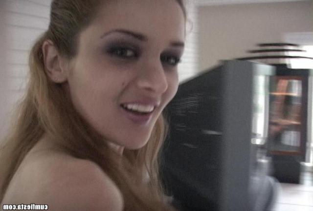12P 12 pics and 1 movie of Angela from Cum Fiesta