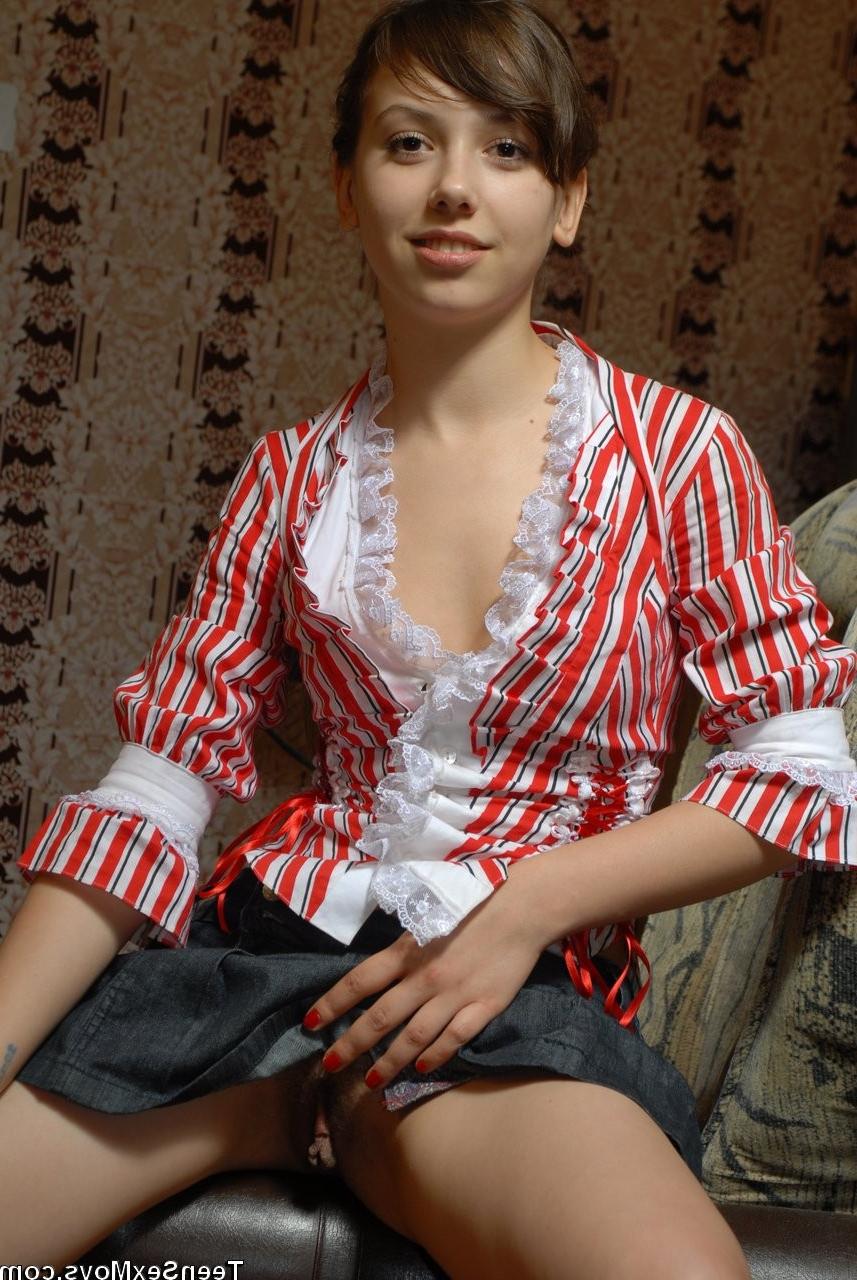 15P Petite brunette teen girl loves riding hard bone