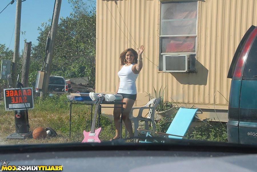12P 12 pics and 1 movie of Carmin from 8th Street Latinas