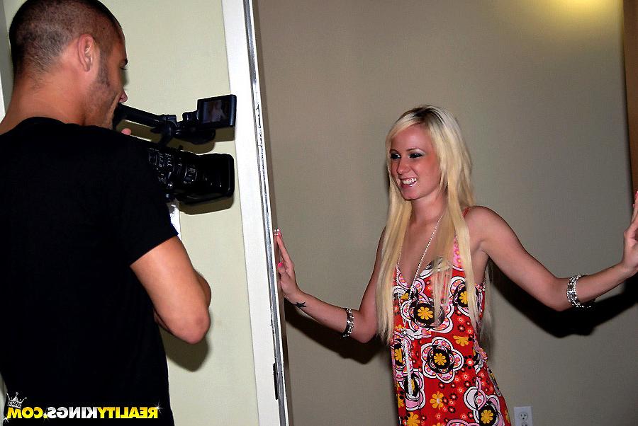 12P 12 pics and 1 movie of Alexia from Cum Fiesta
