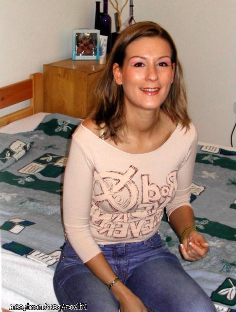 15P Tight little blonde gets all hot and bothered rubbing her pussy
