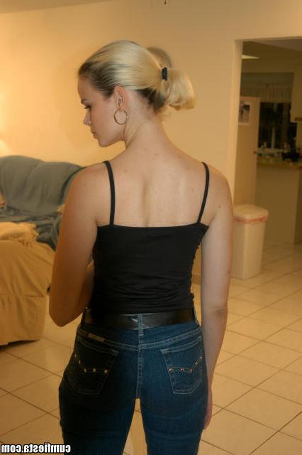 12P 12 pics and 1 movie of Rebecca from Cum Fiesta