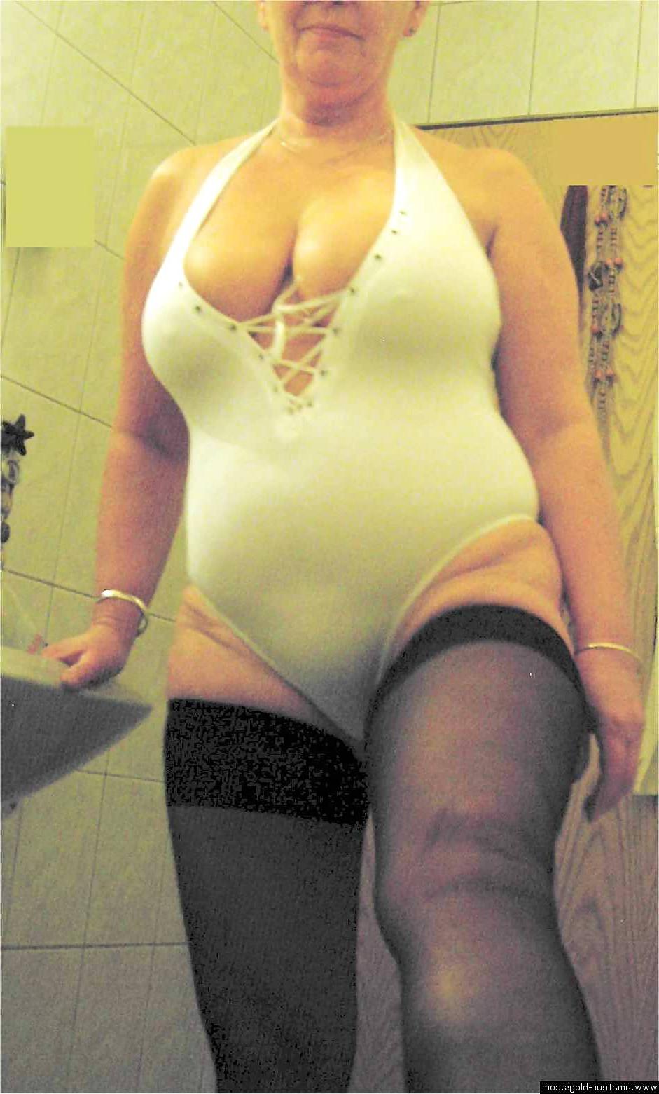 22P Mature BBW 12