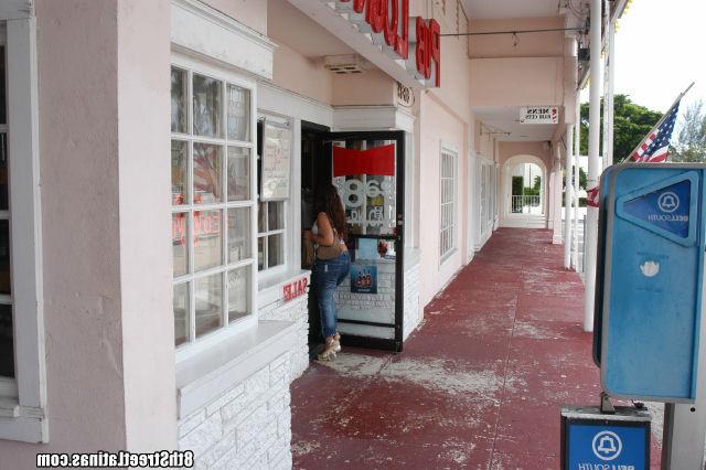 12P 12 pics and 1 movie of Raquel from 8th Street Latinas