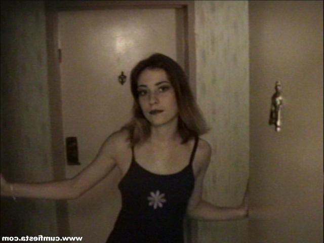 12P 12 pics and 1 movie of Hollywood from Cum Fiesta