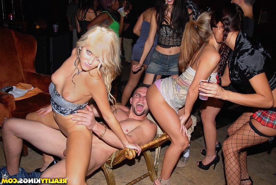 12P 12 pics and 1 movie of Jade from In The Vip
