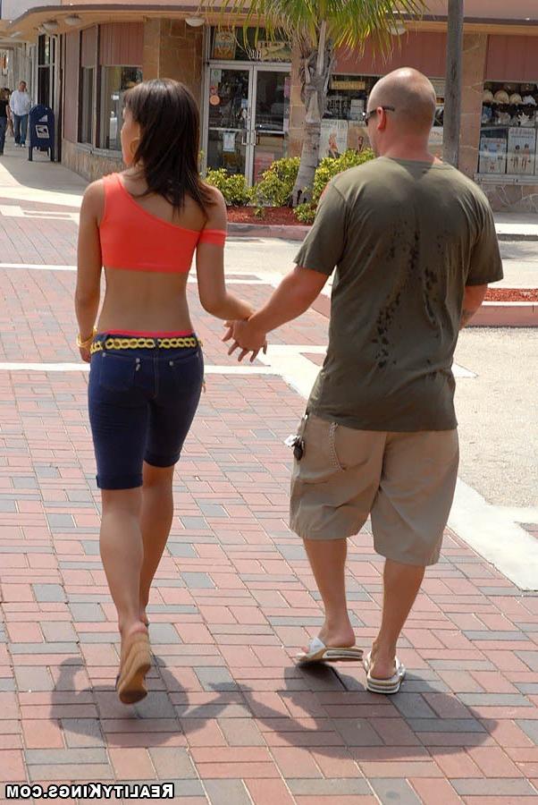 12P 12 pics and 1 movie of Lyna from 8th Street Latinas