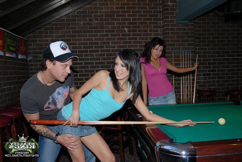 12P 12 pics and 1 movie of Sammi from 8th Street Latinas