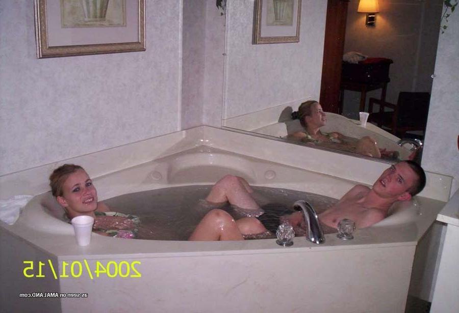 16P Pictures of a wild cocksucking session