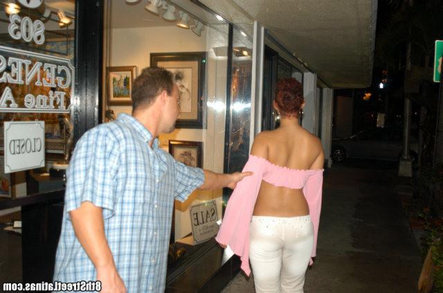 12P 12 pics and 1 movie of Yari from 8th Street Latinas